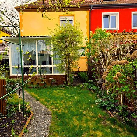 B&R Ferienhaus In Der Naehe Des Flughafens Нюрнберг Экстерьер фото