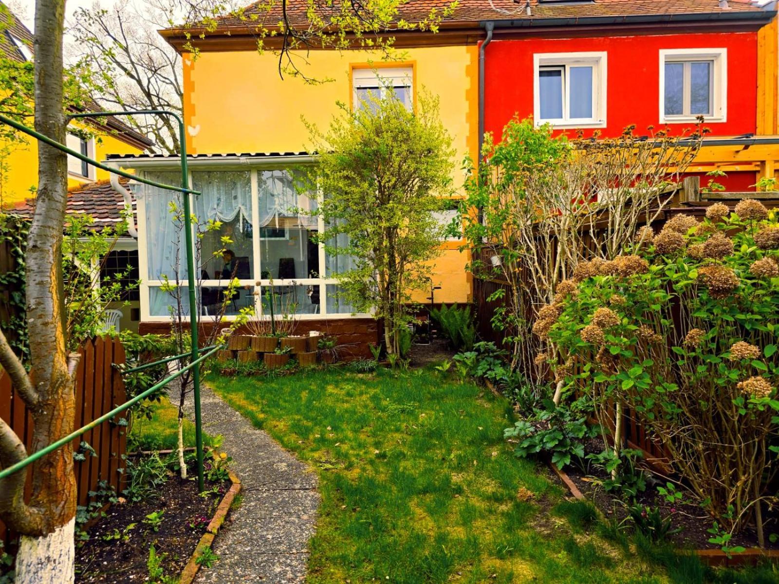 B&R Ferienhaus In Der Naehe Des Flughafens Нюрнберг Экстерьер фото